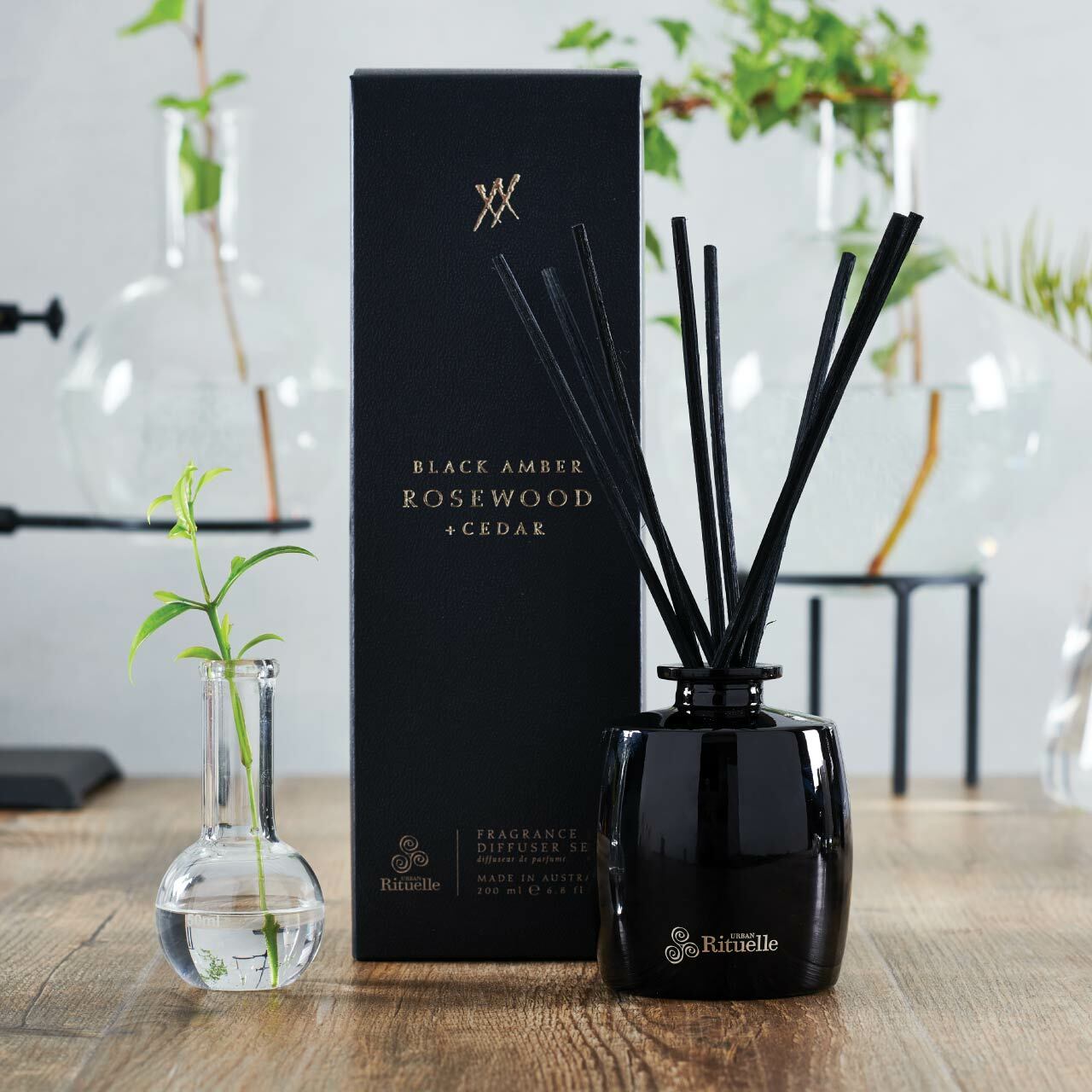 Urban Rituelle Diffuser 'Black Amber, Rosewood & Cedar'