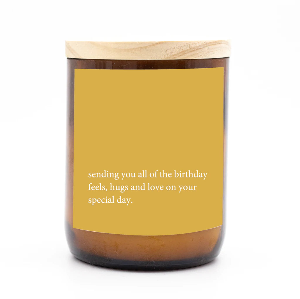 The Commonfolk Collective Quote Candle 'Birthday Feels'