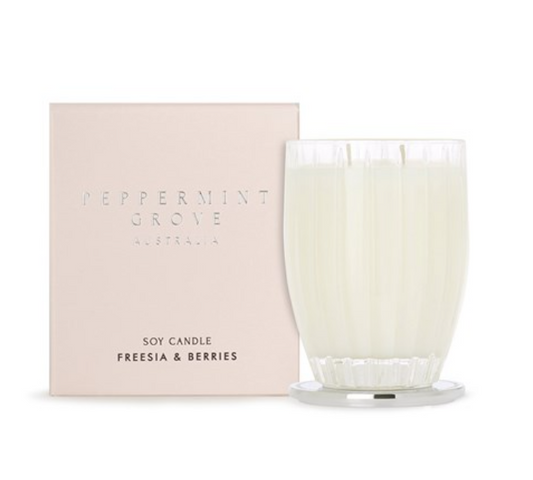 Peppermint Grove Candle 'Freesia & Berries' Large